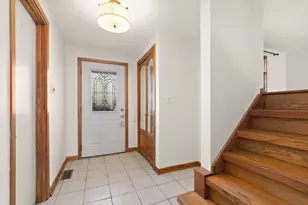 2708 Hawthorne Ln, Flossmoor, IL 60422 - Photo 3