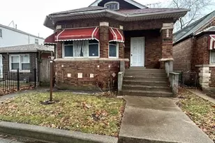 10453 S Indiana Ave, Chicago, IL 60628 - Photo 1