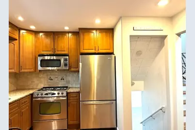 281 Terry Lane, Villa Park, IL 60181 - Photo 5