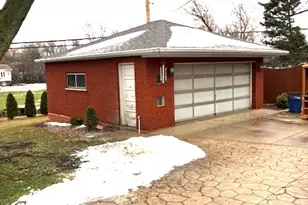 281 Terry Ln, Villa Park, IL 60181 - Photo 15