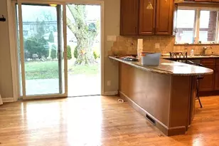 281 Terry Ln, Villa Park, IL 60181 - Photo 3