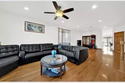 3917 W 60th Street, Chicago, IL 60629 - Photo 3