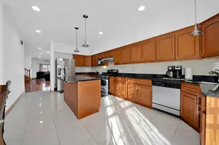 3917 W 60th St, Chicago, IL 60629 - Photo 9