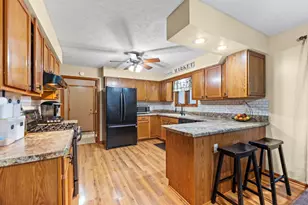 1397 Pier Dr, Davis, IL 61019 - Photo 9