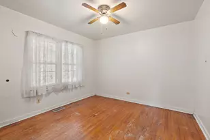 17913 Homewood Ave, Homewood, IL 60430 - Photo 7