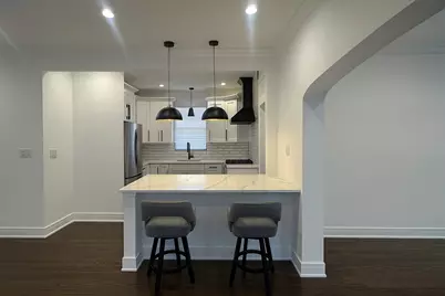 7937 S Crandon Avenue, Chicago, IL 60617 - Photo 3