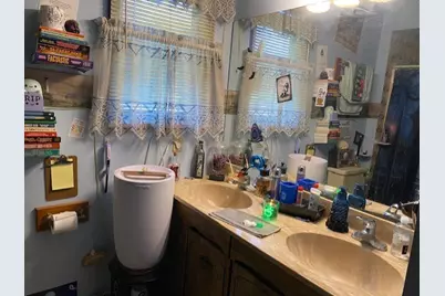 667 Swift Avenue, Oglesby, IL 61348 - Photo 9