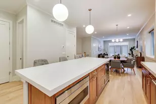 4135 N Kenmore Ave, Chicago, IL 60613 - Photo 9