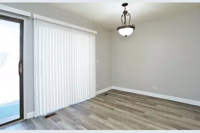 236 Deerpath Court #B1, Schaumburg, IL 60193 - Photo 7