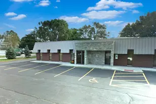 521 Devonshire Ln, Crystal Lake, IL 60014 - Photo 1