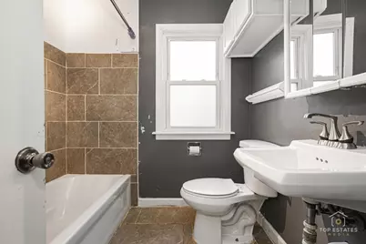 13116 S Avenue O Avenue, Chicago, IL 60633 - Photo 9