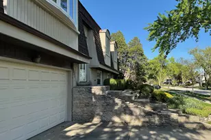 416 Trinity Ct, Buffalo Grove, IL 60089 - Photo 37