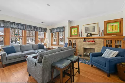 4957 N Lowell Avenue, Chicago, IL 60630 - Photo 3