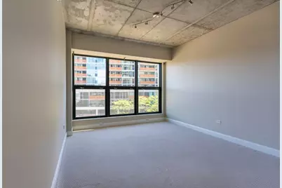 [Address not provided], Evanston, IL 60201 - Photo 9