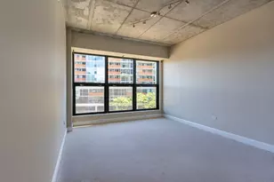 [Address not provided], Evanston, IL 60201 - Photo 9