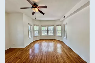 6042 N Kenmore Avenue #1, Chicago, IL 60660 - Photo 3