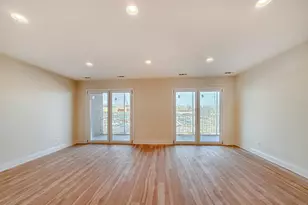 6415 W Irving Park Rd, Chicago, IL 60634 - Photo 9