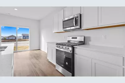 3010 Old Castle Road, Joliet, IL 60435 - Photo 7