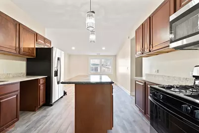 1421 Loretta Avenue, Joliet, IL 60436 - Photo 5