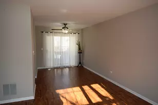 34350 N White Clover Ct, Round Lake, IL 60073 - Photo 5