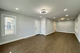 5510 N Luna Ave, Chicago, IL 60630 - Photo 13