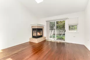 628 Belmont Ln, Carol Stream, IL 60188 - Photo 3