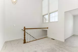 628 Belmont Ln, Carol Stream, IL 60188 - Photo 13