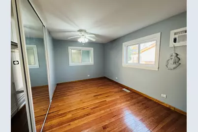 670 Lakeview Lane, Hoffman Estates, IL 60169 - Photo 15