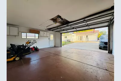 670 Lakeview Lane, Hoffman Estates, IL 60169 - Photo 19