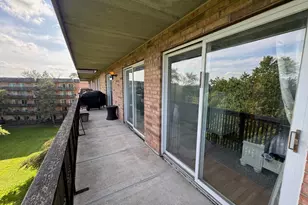 500 Redondo Dr, Downers Grove, IL 60516 - Photo 17