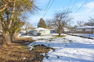 353 Miami St, Park Forest, IL 60466 - Photo 17