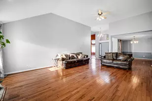 5319 Northwind Dr, Richton Park, IL 60471 - Photo 5