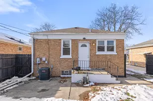 [Address not provided], Bellwood, IL 60104 - Photo 19