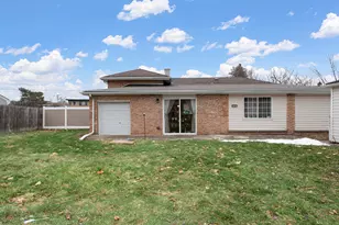 128 S Villa Ave, Addison, IL 60101 - Photo 23