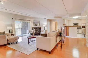 425 Village Green Rd, Lincolnshire, IL 60069 - Photo 7