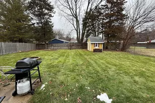 728 E Hawley St, Mundelein, IL 60060 - Photo 13