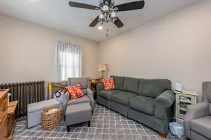 519 N Ash St, Waukegan, IL 60085 - Photo 9