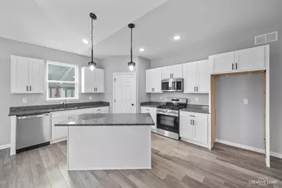 3431 Comstock Avenue, Dekalb, IL 60115 - Photo 11