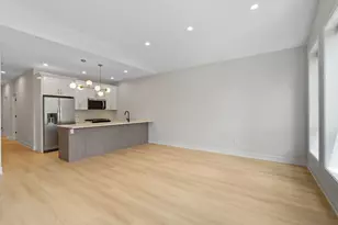 5004 S Prairie Ave, Chicago, IL 60615 - Photo 13