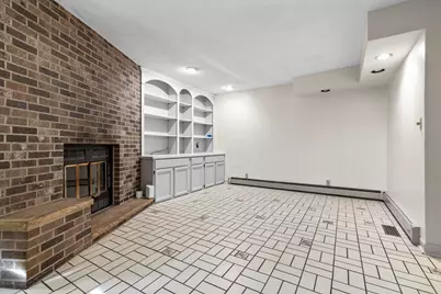 2412 Harlem Boulevard, Rockford, IL 61103 - Photo 9