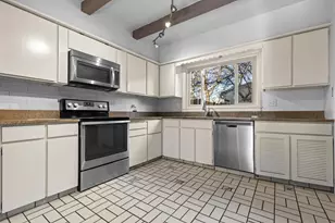 2412 Harlem Blvd, Rockford, IL 61103 - Photo 7