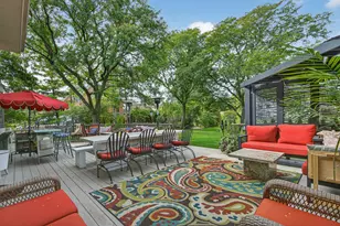 1886 Clover Dr, Inverness, IL 60067 - Photo 35