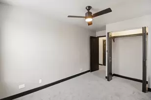 5416 W Thomas St, Chicago, IL 60651 - Photo 9