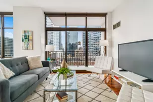 1322 S Prairie Ave, Chicago, IL 60605 - Photo 5