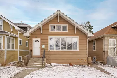 906 N Humphrey Avenue, Oak Park, IL 60302 - Photo 1