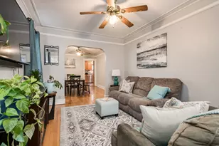 906 N Humphrey Ave, Oak Park, IL 60302 - Photo 5