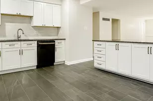 1387 Westminster Ln, Bourbonnais, IL 60914 - Photo 9