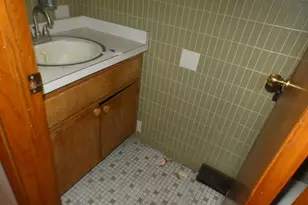 2811 W 82nd St, Chicago, IL 60620 - Photo 15