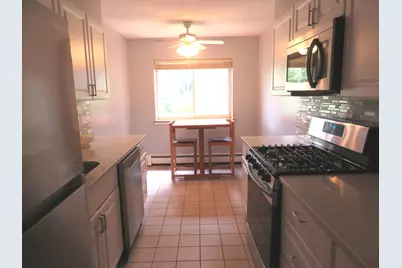 1311 S Finley Road #118, Lombard, IL 60148 - Photo 3