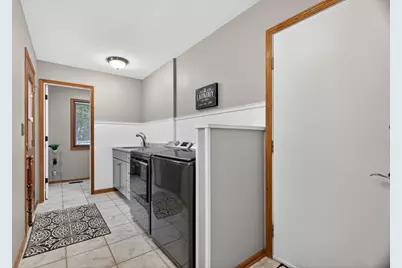 [Address not provided], Downers Grove, IL 60516 - Photo 15